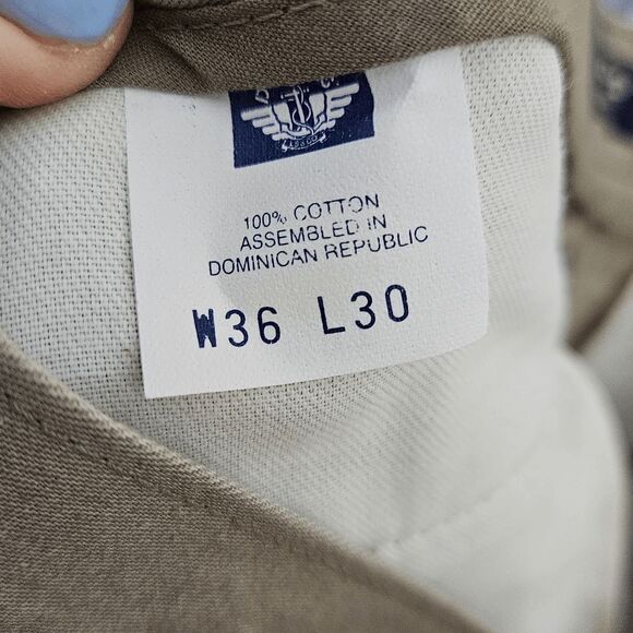Dockers Khakis Pleated Relaxed Pants NWT Mens Tan Size 36 × 30 - Picture 5 of 6